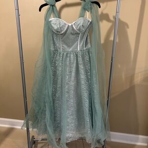 Elegant Mint Green Strapless Dress